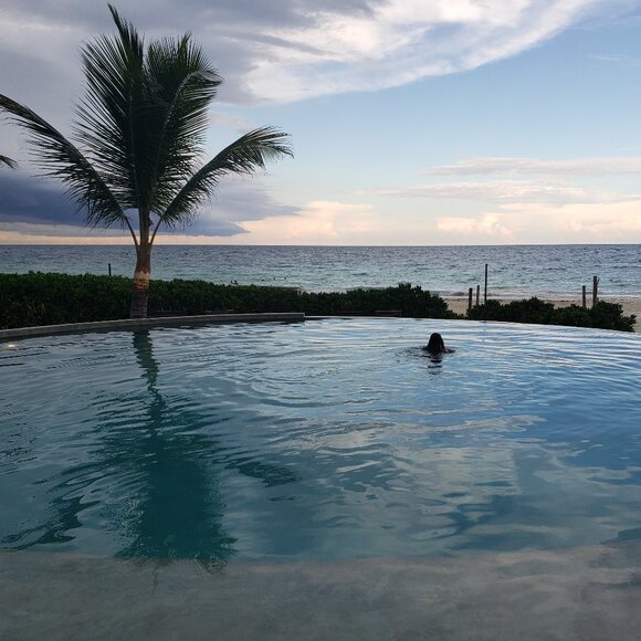 Welcome to my closet. I am open to bundle offers. - Picture 9 of 16